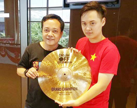 “Hổ phụ” Lê Quốc Hưng và “hổ tử” Lê Minh Hiếu: Tiếng réo gọi của bộ gõ