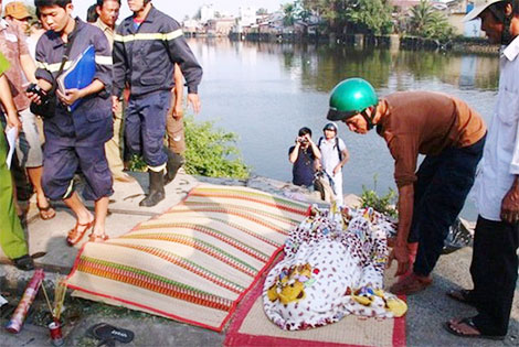 2 học sinh lớp 4 đuối nước thương tâm