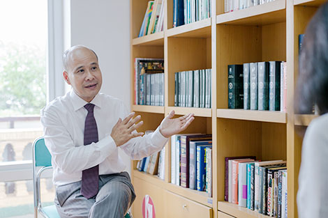 Tiến sĩ Ngô Tự Lập – Viện trưởng Viện Quốc tế Pháp ngữ: Phải có khát vọng đọc những thứ tử tế