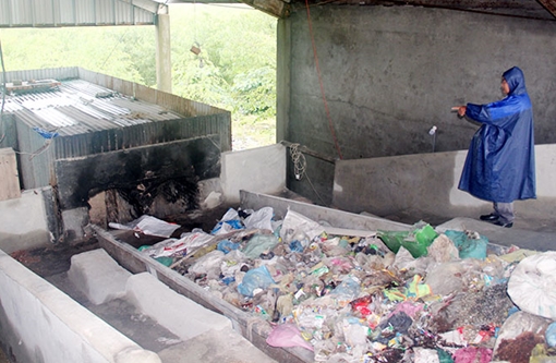 Đầu tư lò đốt rác 7 tỷ đồng nằm “đắp chiếu”