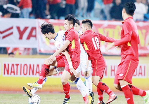 Đến lượt ông Park than phiền thể lực cầu thủ Việt Nam