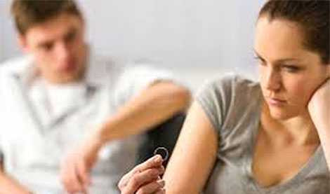 Đàn ông ly hôn, đàn bà ly dị