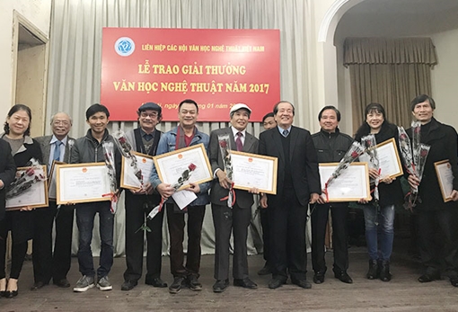 Trao giải thưởng văn học, nghệ thuật năm 2017 cho 59 tác phẩm