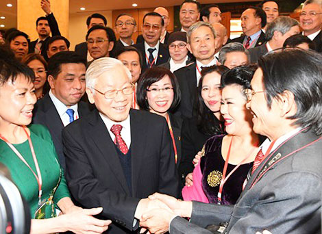 Quê hương nghĩa nặng