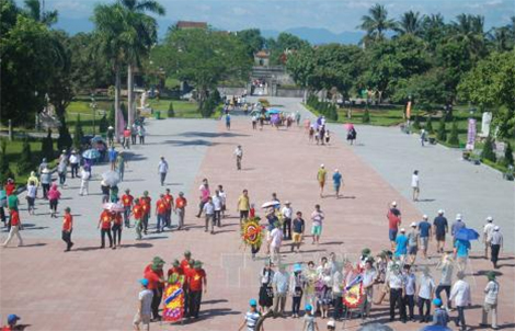 Khách du lịch đến Quảng Trị tăng mạnh