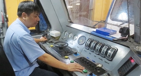 Chuyện nghề của những “cơ trưởng” hỏa xa