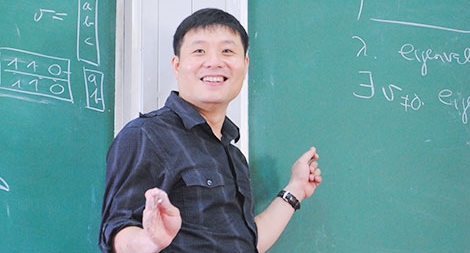 Kỳ cuối: Giáo sư Vũ Hà Văn (khoa Toán, Đại học Yale, Mỹ): “Trong rừng, phải có nhiều cây 30m mới hy vọng có được một, hai cây 100m…”