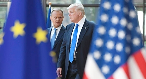 Nguy cơ chiến tranh thương mại Mỹ - EU: Cây muốn lặng, gió chẳng đừng