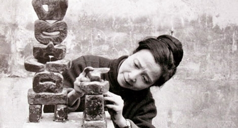 Người em sầu mộng vướng víu nợ thi nhân