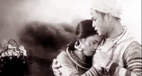 Còn lại gì, những xế chiều đơn độc?