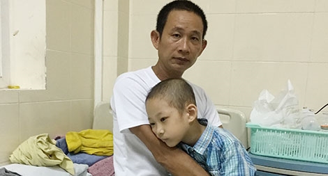 Hết mùa trăng này liệu còn mùa trăng sau?