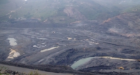 Mỏ than Uông Thượng (Quảng Ninh): Hết khai thác vượt phép, đến tranh chấp hợp đồng