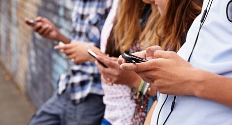 Mạng xã hội lên ngôi, quyền riêng tư thất trận