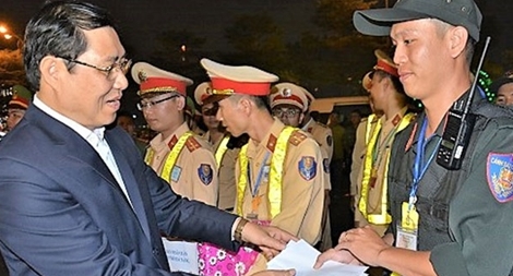 Công an TP Đà Nẵng giữ bình yên cho nhân dân vui Tết