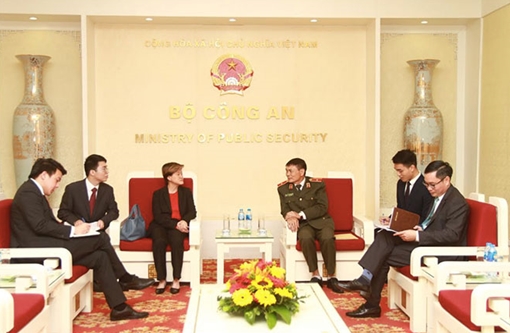 Tăng cường hợp tác đấu tranh phòng, chống tội phạm giữa Việt Nam và Singapore