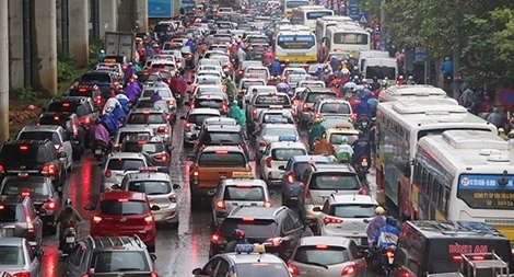 Bài 1: Nên cấm xe máy khi phương tiện công cộng đáp ứng nhu cầu