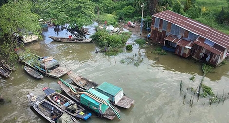 Sài Gòn và những phận người sống ở đáy sông