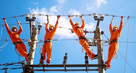 Điện có đủ cho những ngày nắng nóng cao điểm?