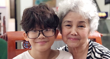 Nhà thơ Bùi Kim Anh: Tĩnh tâm giữa những vỡ òa buồn vui