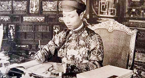 Từ đề thi cuối cùng của vua Khải Định: Tại sao phải bàn về văn minh?