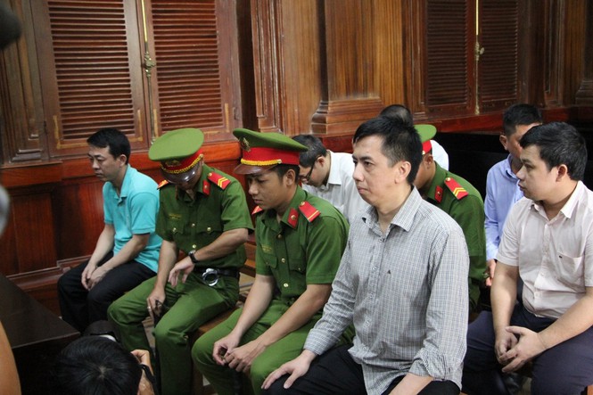 Xét xử vụ VN Pharma: VKS đề nghị mức án từ 3 – 20 năm tù cho các bị cáo