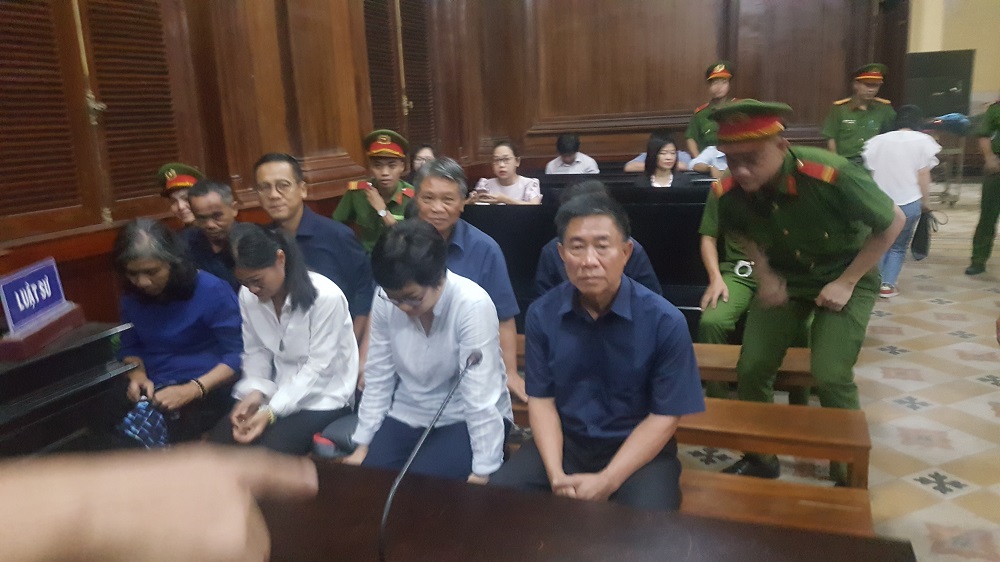 Nữ đại gia Hứa Thị Phấn nhận thêm bản án 20 năm tù