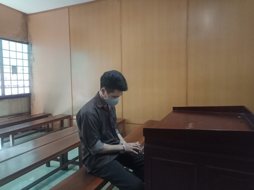 “Giảng viên rởm” lừa xin việc lãnh án