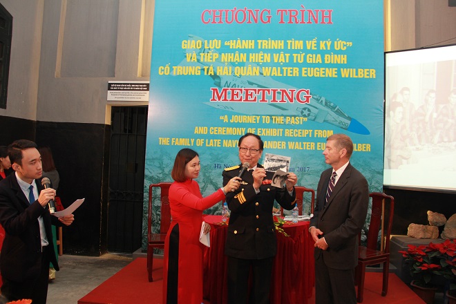 12 lần từ Mỹ sang Việt Nam tìm đồng đội của cha