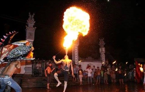 Trung thu bên dòng sông Hát cùng gần một trăm đội múa sư tử