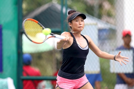 Nữ Việt kiều Canada 16 tuổi vô địch 3 nội dung ở giải quần vợt quốc gia