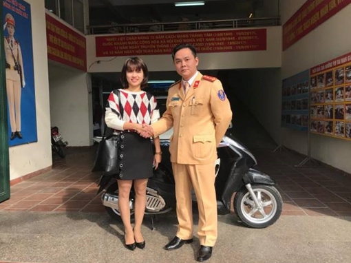 Đội CSGT số 2 trả lại xe cho người dân sau hơn 10 ngày mất cắp