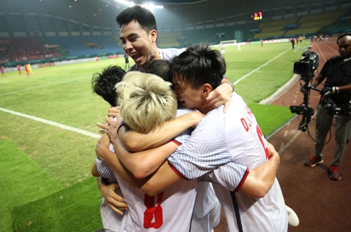 Sau trận bán kết với Việt Nam, chỉ có 1 người Hàn Quốc không buồn?