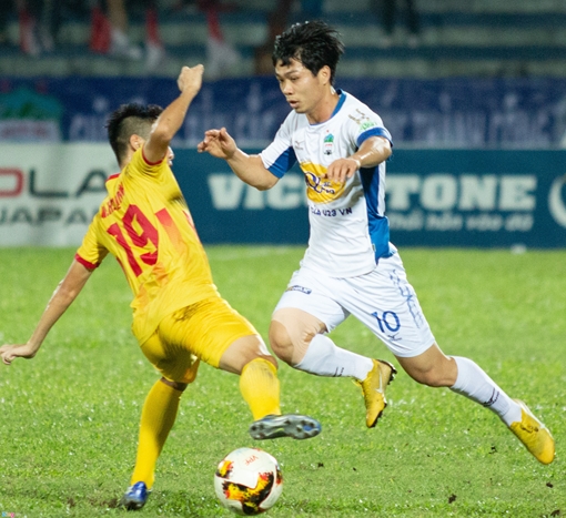 Khi trụ hạng trở thành niềm vui lớn nhất của CLB Hoàng Anh Gia Lai!