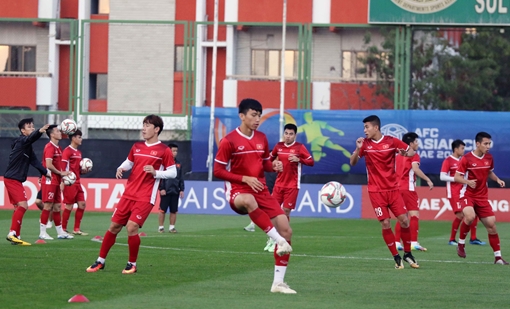 Những bất ngờ lớn tại Asian Cup và cơ hội cho Việt Nam