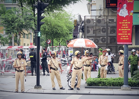 Khi chiến sĩ áo vàng… bắt cướp