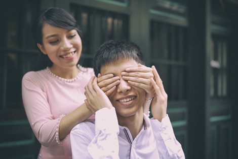 Một chuyện tình đẹp như cổ tích của chàng trai khiếm thị và cô sinh viên sư phạm
