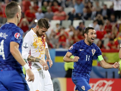 Sergio Ramos – “Cừu đen” của La Roja