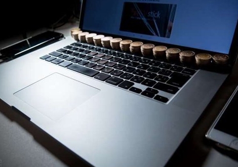 Chống nóng cho máy tính bằng tiền xu, lạ kỳ nhưng là thật