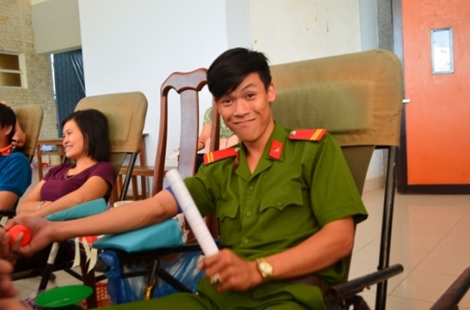 Hành trình đỏ đã tiếp nhận được 887 đơn vị máu