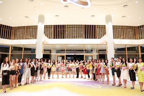 Thí sinh thế giới Hoa hậu Bản sắc Việt toàn cầu hội ngộ tại FLC Quy Nhơn