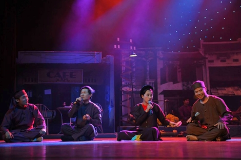 Hầu đồng và xẩm mừng lễ Vu Lan