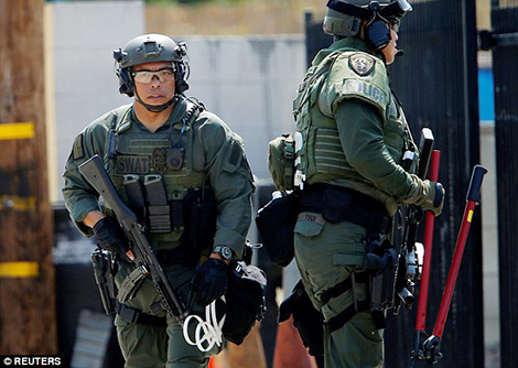 Cảnh sát tiếp tục bắn người da màu