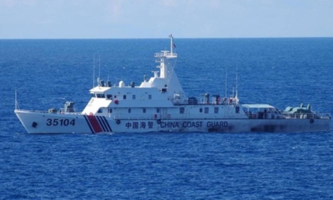 Trung Quốc dương oai diễu võ ở cả hai mặt trận tranh chấp biển