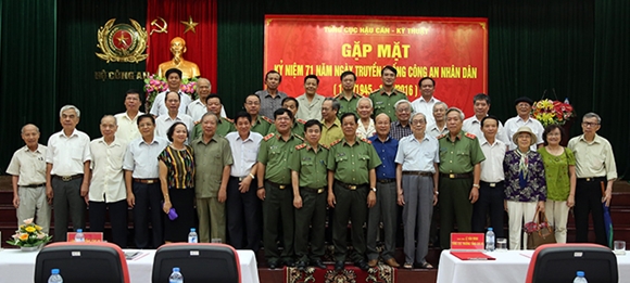 Tổng cục Hậu cần – Kỹ thuật gặp mặt nhân kỷ niệm ngày 19-8