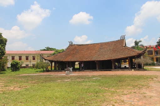 Xót xa ngôi đình cấp quốc gia chờ ngày "khai tử"