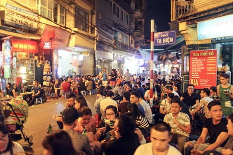 Hà Nội nới “giờ giới nghiêm” từ 1-9: Quản thế nào?