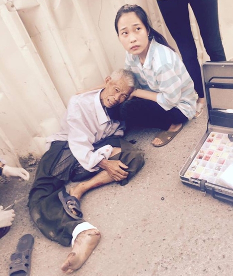 Lời khai tài xế bán tải bỏ chạy sau khi cán nát chân cụ ông