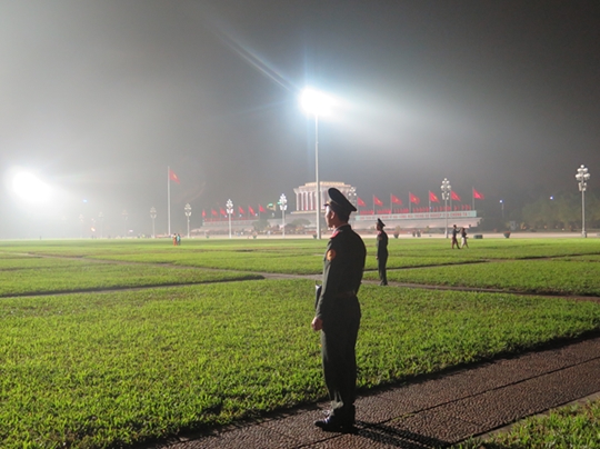 Vinh quang con đứng bên Người