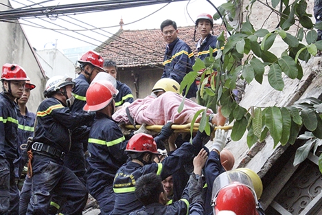 Trải nghiệm kỹ năng chữa cháy, thoát nạn