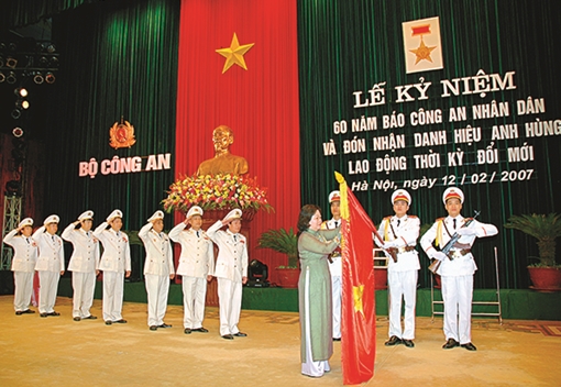 Sự phát triển của Báo Công an nhân dân và các chuyên đề